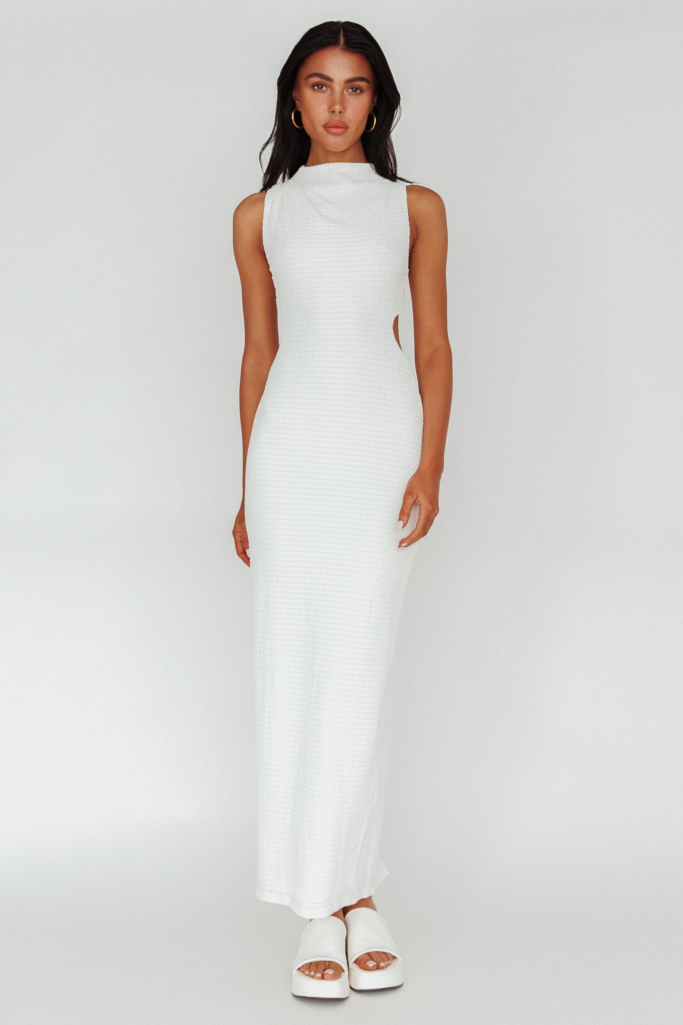 Yindi Sleeveless Cut-Out Waist Maxi Dress White