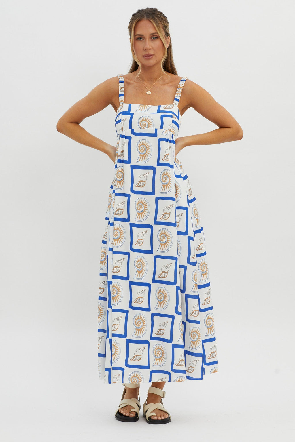 LOST IN LUNAR Katie Maxi Dress Shell Print