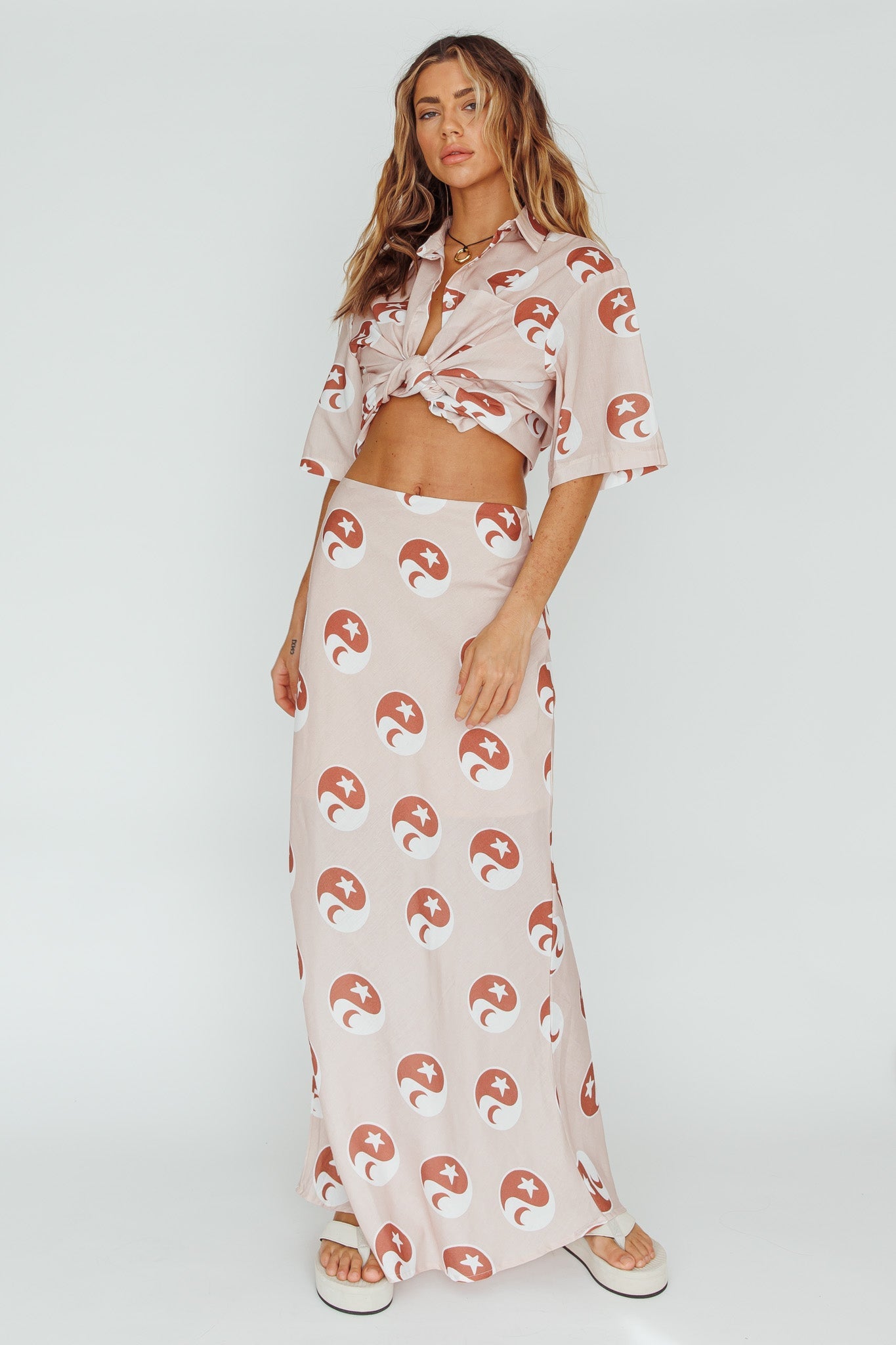 Just A Hunch Button Shirt Yin Yang Rose